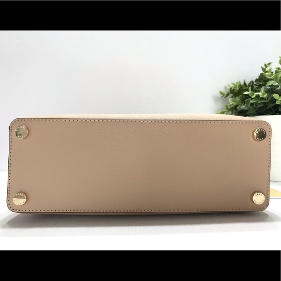 NEW Michael Kors Camille MD Leather Satchel Bag - Picture 6 of 8